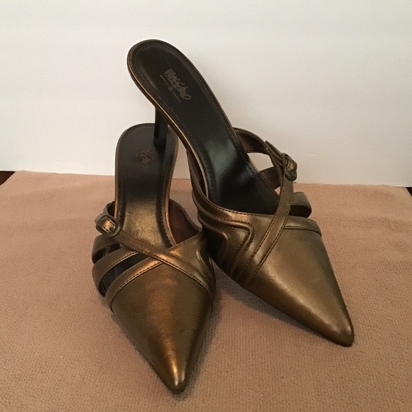 Mossimo Supply Co. Shoes - Mossimo  Bronze color slide with beautiful detail on heel -8 1/2